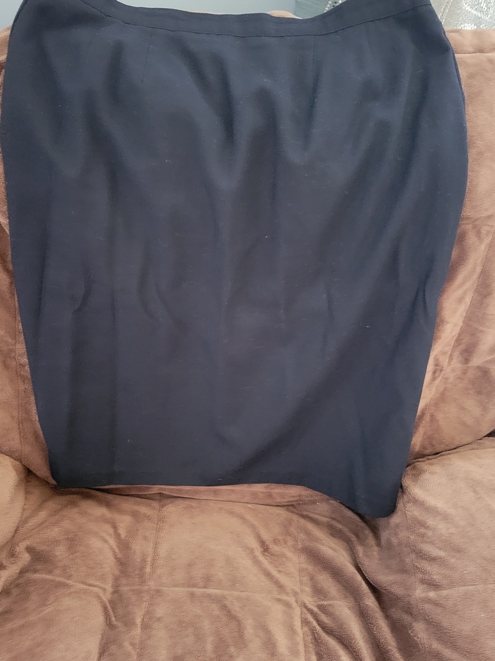 Sag Harbor Black Pencil Skirt. Zipper And Split In Back. Size 16W Gently Used